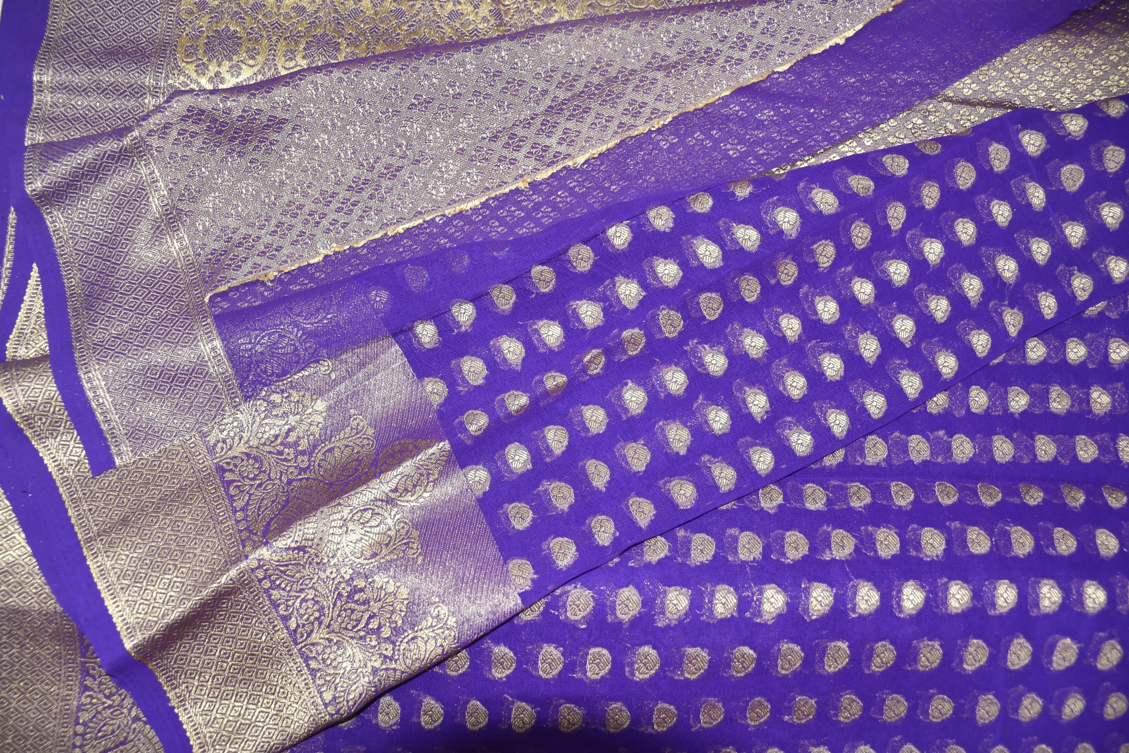 Floral Thread Aari Embroidery
